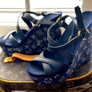 LOUIS VUITTON denim wedges